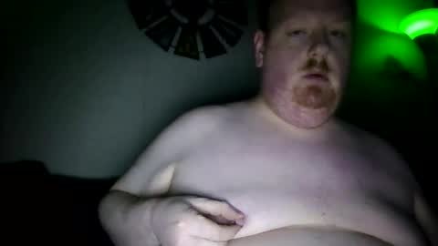 chubnotter1984 online show from April 4, 9:38 am