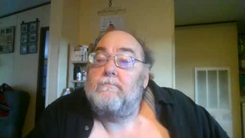 chubyluver11896 online show from December 4, 7:17 pm