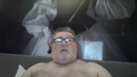 Griff online show from April 8, 9:40 pm