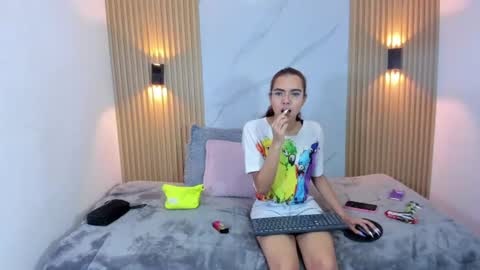 ciara_bunny_ online show from June 10, 7:57 pm
