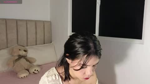 Mia online show from April 5, 3:14 am