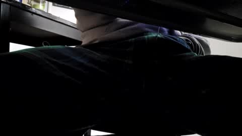 Snapshot of cigneska1 chatting on January 3, 5:31 pm cigneska1 online show from January 3, 5:31 pm