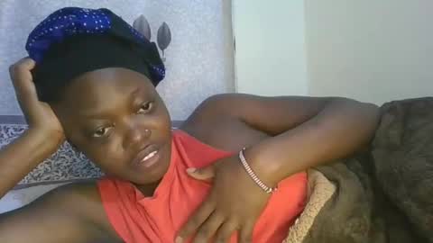 cilia petite online show from February 25, 5:00 am