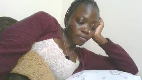 Snapshot of cilia_petite chatting on October 12, 4:27 am cilia petite online show from October 12, 4:27 am