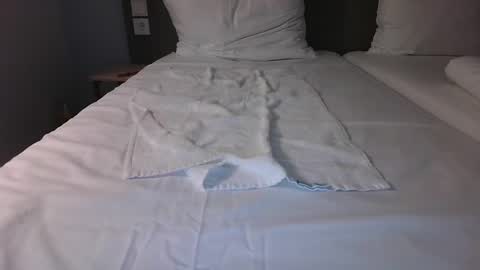 cime663 online show from March 23, 9:09 pm