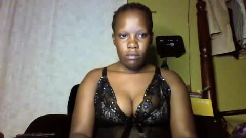 Snapshot of cinddy_14 chatting on January 22, 2:37 am cinddy 14 online show from January 22, 2:37 am