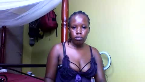 Snapshot of cinddy_14 chatting on January 1, 7:52 am cinddy 14 online show from January 1, 7:52 am