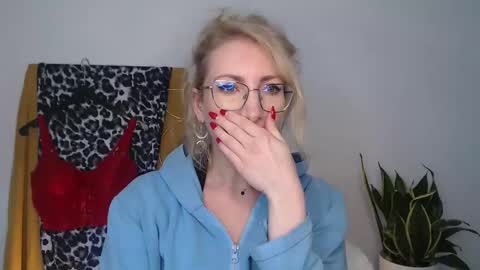 Cinderella online show from April 21, 5:36 am