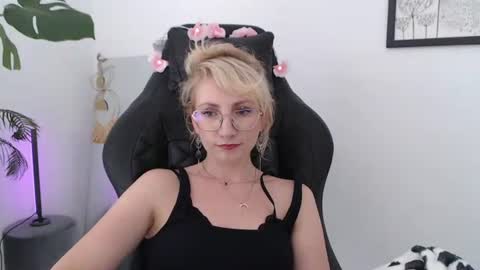 Cinderella online show from July 28, 3:21 pm