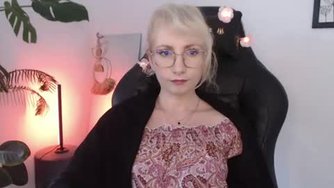 Cinderella online show from August 3, 5:31 am