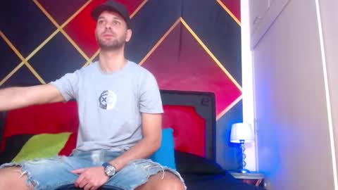 CindyandCarlo online show from March 1, 12:23 pm