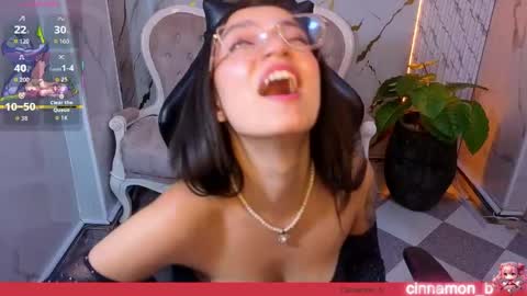 Cinnamon online show from May 14, 9:02 pm