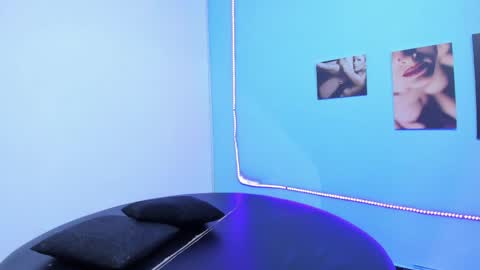 Cinthya online show from April 8, 4:54 pm