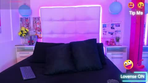 cinthya_walker1 online show from June 19, 2:01 pm