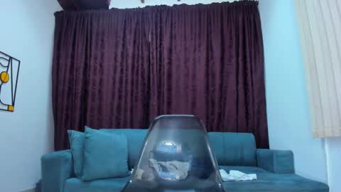  CINTIA  online show from October 4, 1:20 pm