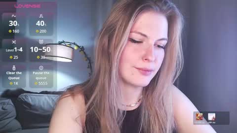 iri online show from April 15, 7:58 pm