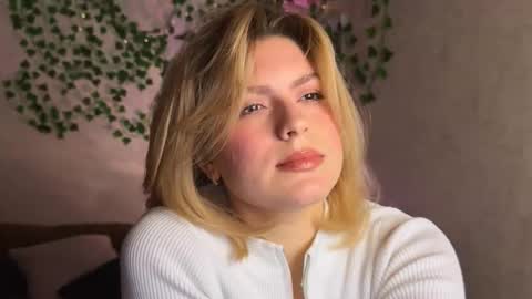 karina online show from December 5, 4:38 pm