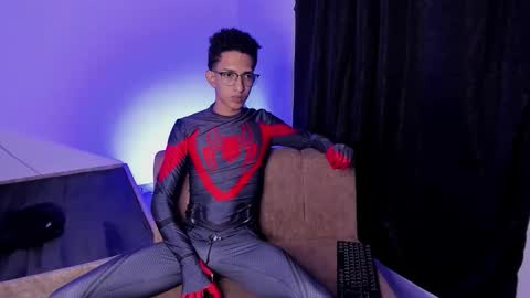 cj_davis1 online show from September 12, 1:29 am