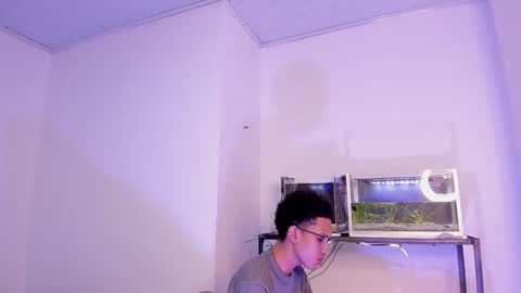 cj_davis1 online show from November 4, 6:48 am