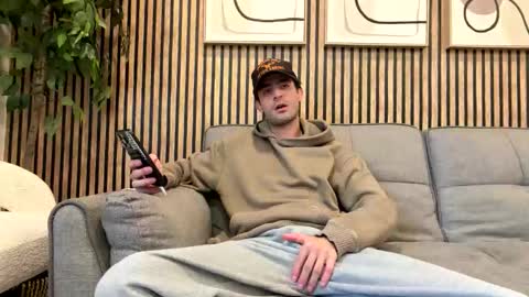 ckeefer96 online show from March 17, 9:53 pm