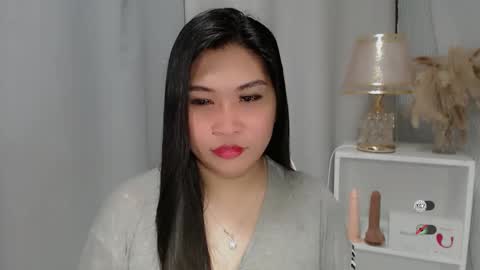 CLAIRE online show from May 28, 4:32 am
