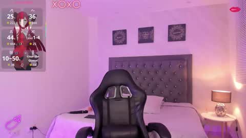 clairemillerx online show from October 12, 12:20 pm