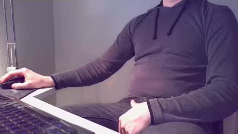 clamshive7 online show from March 13, 6:49 am