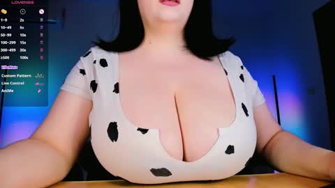 Clara  online show from December 15, 12:51 am