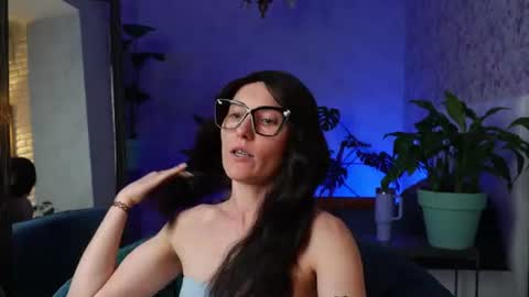 Clara online show from July 11, 6:44 pm