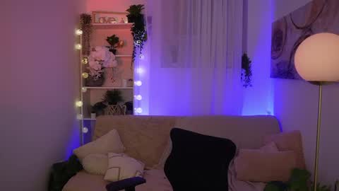 Clara smile online show from January 16, 8:07 pm