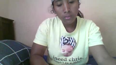 Clarah0123 online show from October 9, 9:15 am