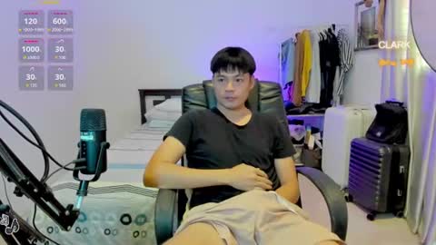 Clark online show from July 1, 10:51 pm