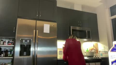 claudia_loves_u online show from September 27, 2:42 am