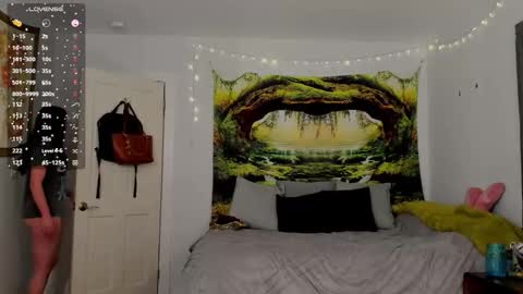 Cleo Schedule Updates online show from November 14, 4:03 am