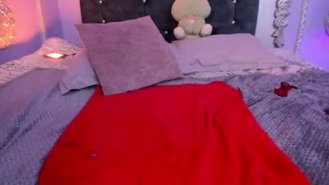 cleomonrroe online show from June 11, 12:32 am