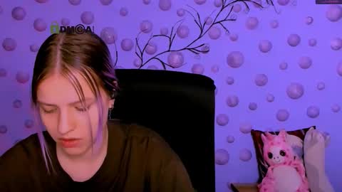 clery_shine online show from March 13, 9:23 am