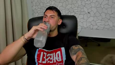 ClintMasterss online show from June 20, 9:59 am