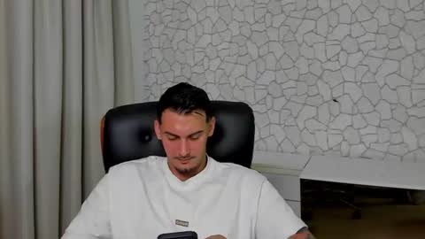 ClintMasterss online show from June 18, 9:14 am