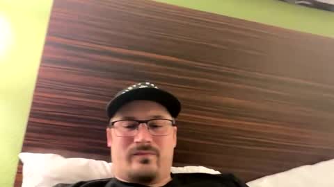 clitcommander1320 online show from February 28, 7:26 am