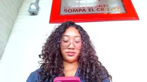 Clitia online show from September 12, 7:05 pm