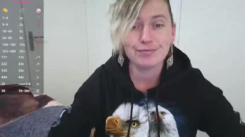 Syl  online show from November 23, 4:49 pm