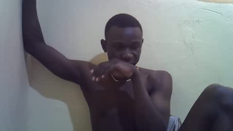 clive_damian online show from February 26, 12:30 pm