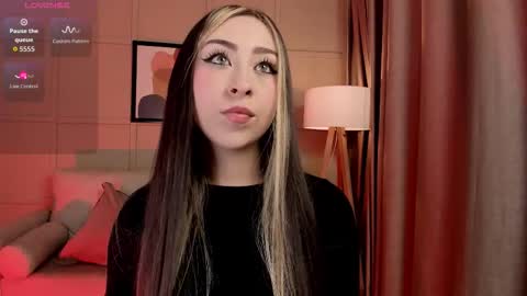 Cloe  online show from February 18, 6:35 am