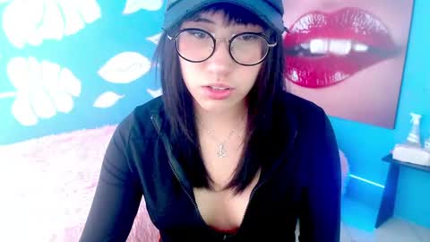 Elizabeth online show from June 12, 6:51 pm