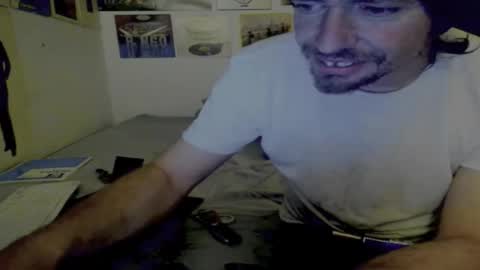 cloudyystarr666 online show from January 8, 10:32 am