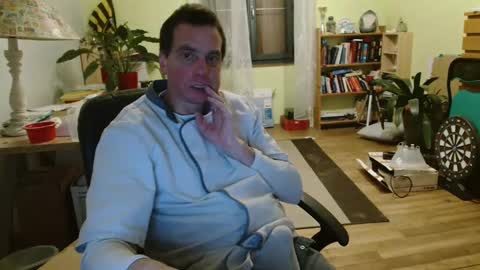 Snapshot of clouplefun chatting on January 15, 6:12 am clouplefun online show from January 15, 6:12 am