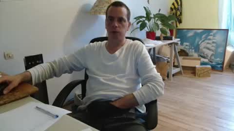 Snapshot of clouplefun chatting on September 29, 6:01 am clouplefun online show from September 29, 6:01 am
