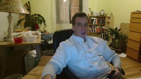 Snapshot of clouplefun chatting on January 22, 6:42 am clouplefun online show from January 22, 6:42 am