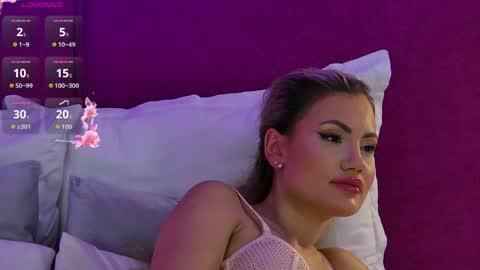 Marina online show from April 8, 8:56 pm