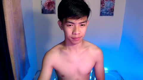 clyde_twinkx online show from June 28, 3:52 pm